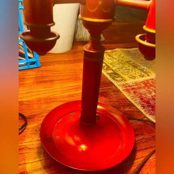 Bouillotte Lamp 3- Light French Style Gilt Bronze Acanthus Leaf  Red Tole - Picture 6 of 9